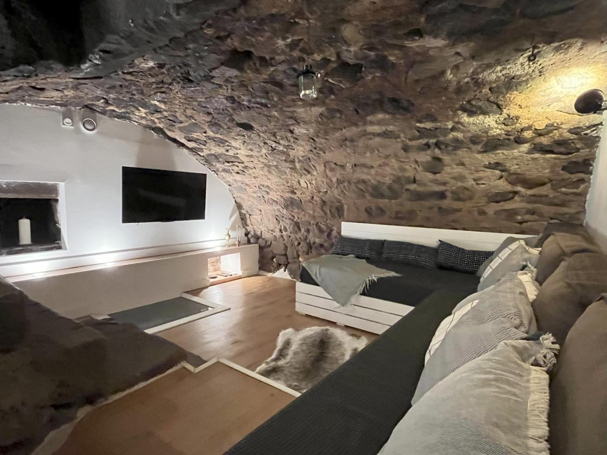 La Chaumiere Apartment